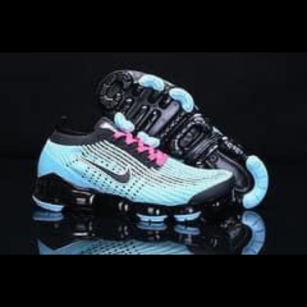 Shoes - Picture 3 of 3
